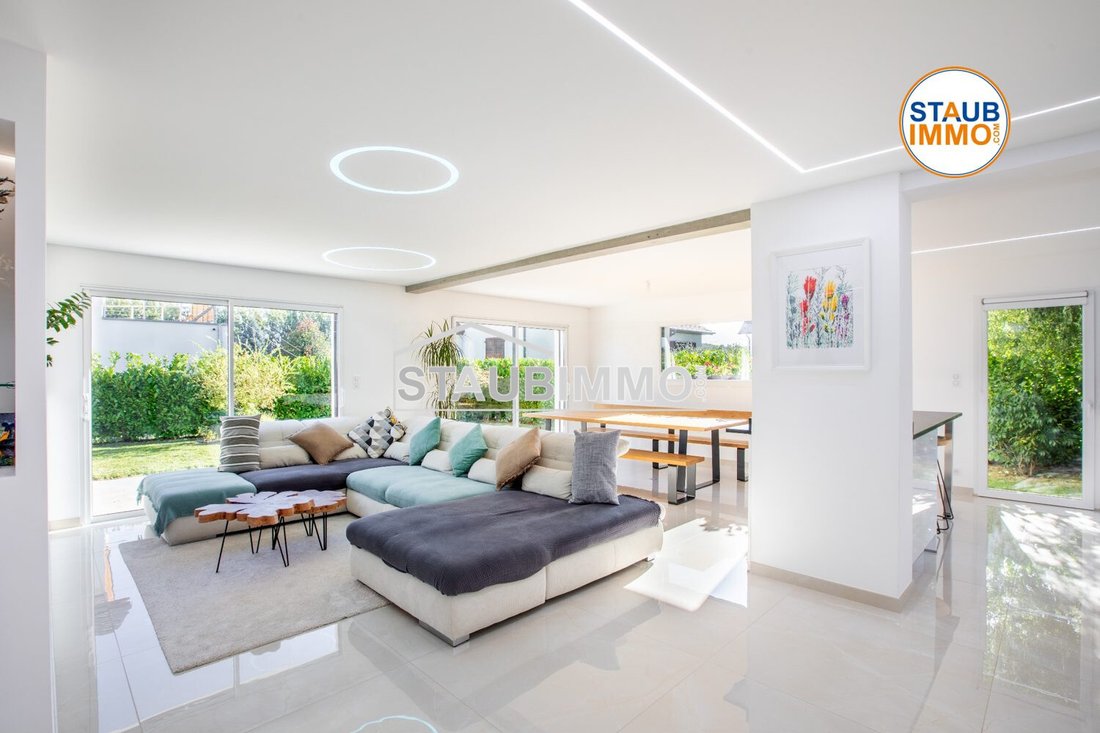 Villa in Attenschwiller, Grand Est, France 4 - 16288796