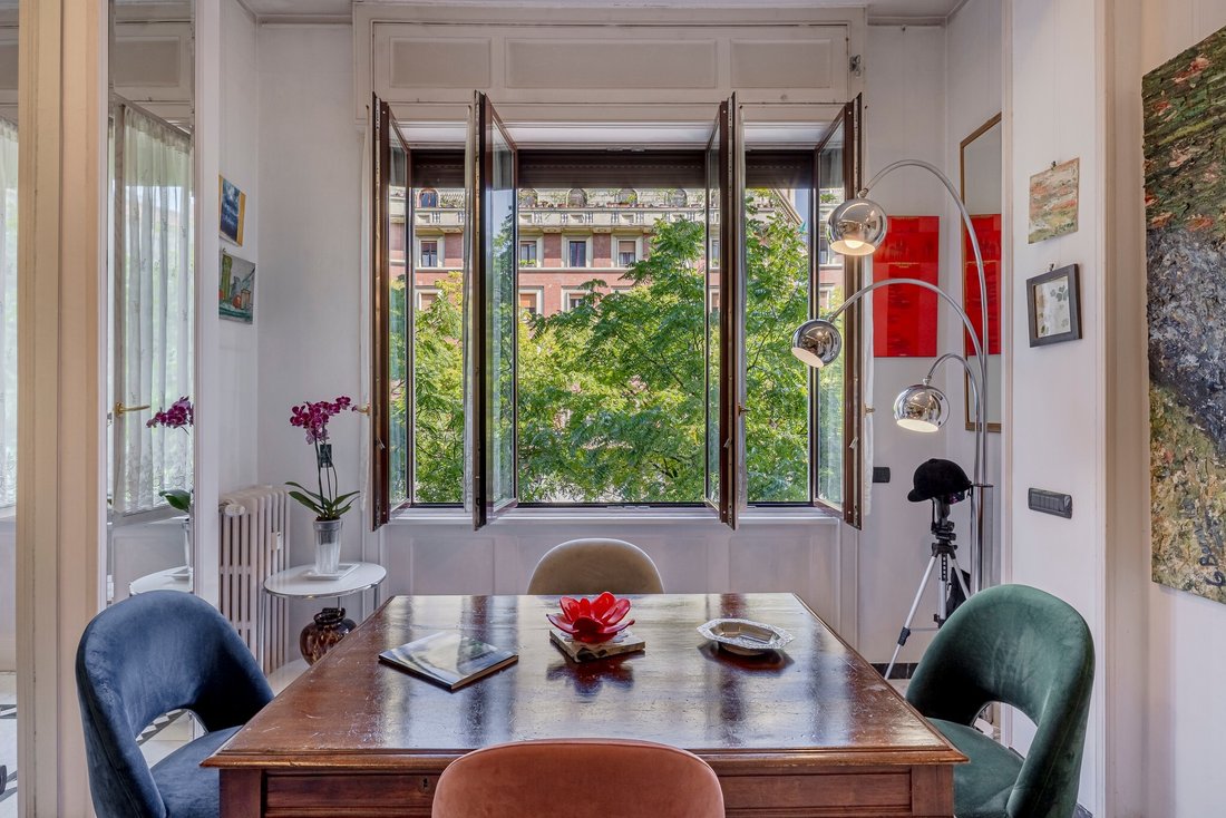Apartment in Porta Venezia - Repubblica, Milan, Italy 1 - 16288010