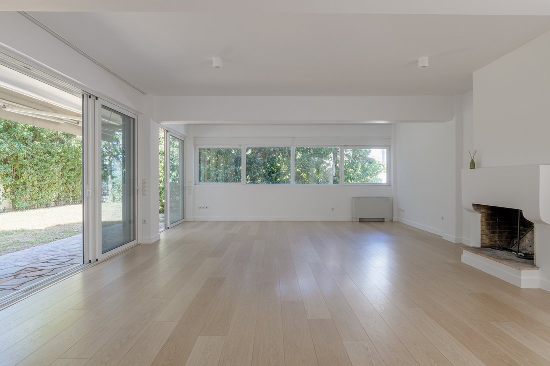Apartment in Vouliagmeni, Attica, Greece 2 - 16289150