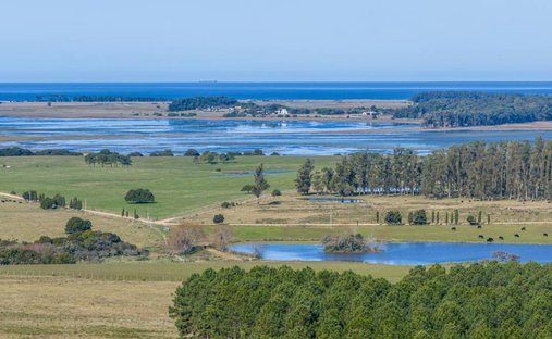 Terreno en Chacras de Medellin Sur Lac, Departamento de Maldonado, Uruguay 1