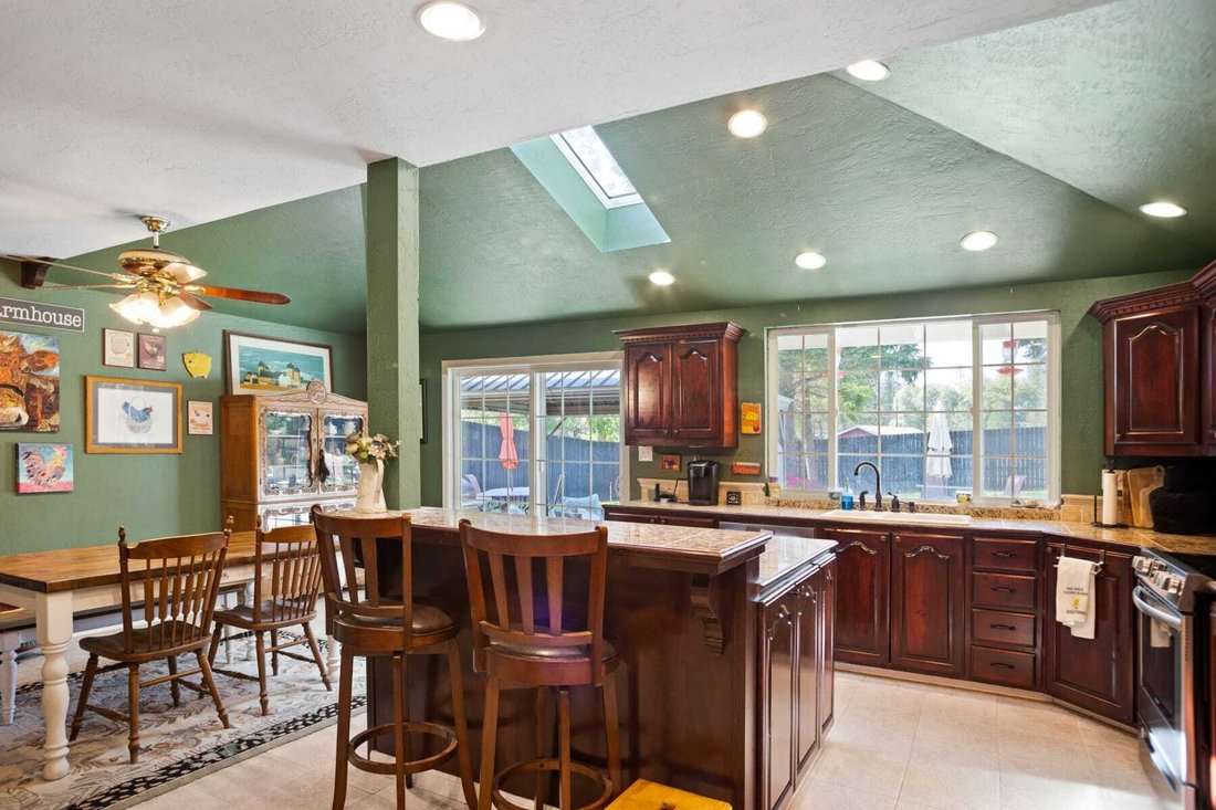 House in Rogue River, Oregon, United States 5 - 16291216