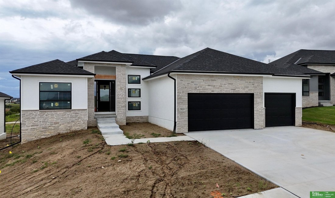 House in Bennington, Nebraska, United States 2 - 16080703