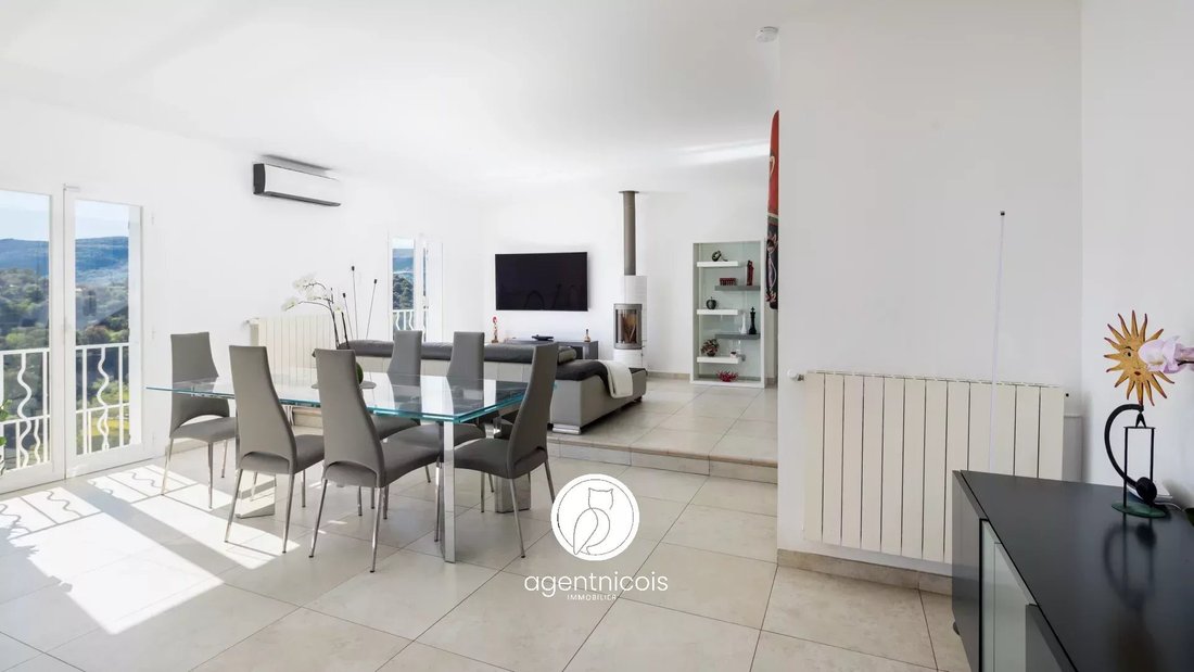 Villa in Aspremont, Provence-Alpes-Côte d'Azur, France 4 - 16289906