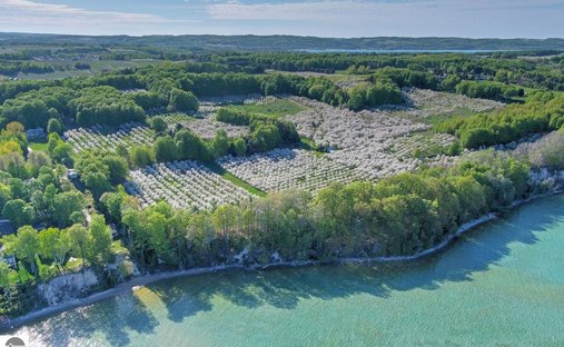 Terreno en Suttons Bay, Míchigan, Estados Unidos 1