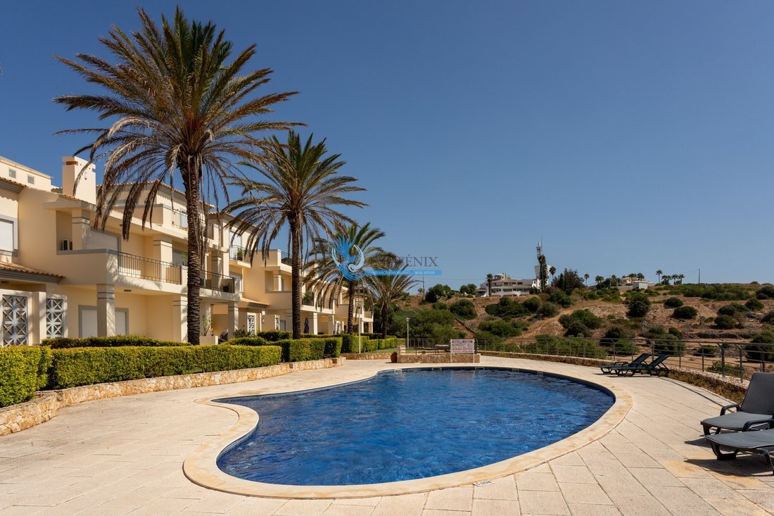 Townhouse in Olhos de Agua, Algarve, Portugal 2 - 16291274