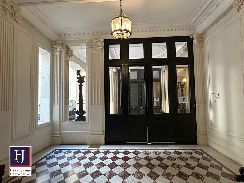 Apartment in Saint Gervais, Paris 4e Arrondissement, Paris 4 - 16291841