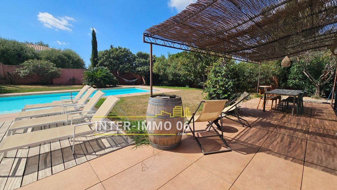 Villa en Cagnes-sur-Mer, Provenza-Alpes-Costa Azul, Francia 2 - 16292291