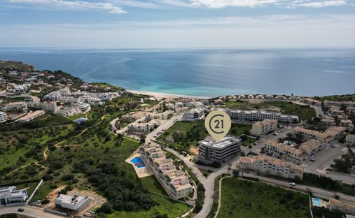 Apartment in Praia De Porto Mós, Sao Goncalo de Lagos, Algarve 1