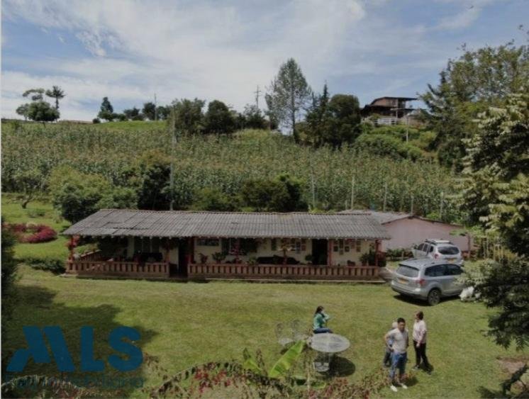 Land in Campo Alegre, Antioquia, Colombia 1 - 16293934