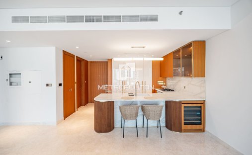 Apartment in Palm Jumeirah, Dubai, United Arab Emirates 1