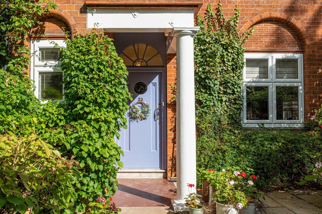 House in Mapperley, Ravenshead, England 2 - 16292060
