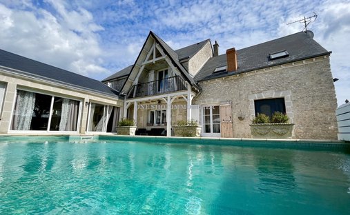 House in Est, La Chapelle-Saint-Mesmin, France 1