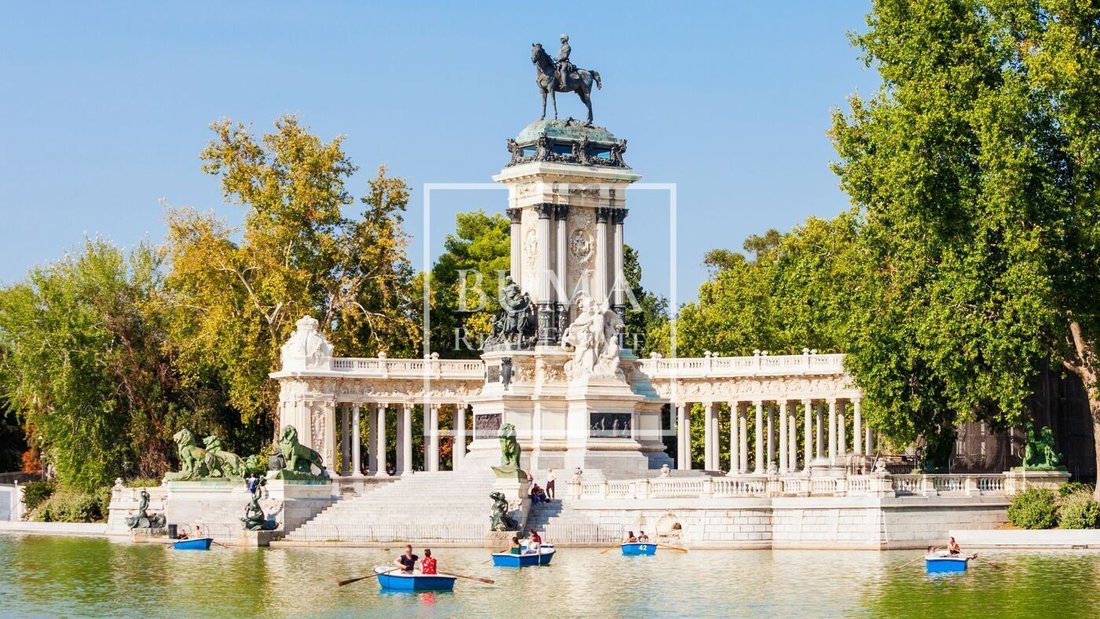 Penthouse in Retiro, Madrid, Spain 4 - 16282567