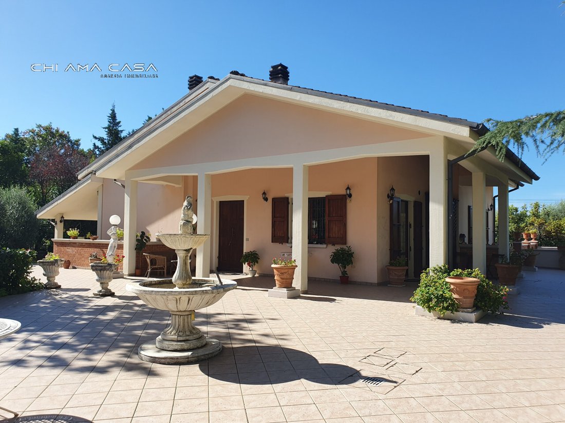Villa in Cuccurano - Carrara - Monte Giove, Fano, Marche 2 - 16293034
