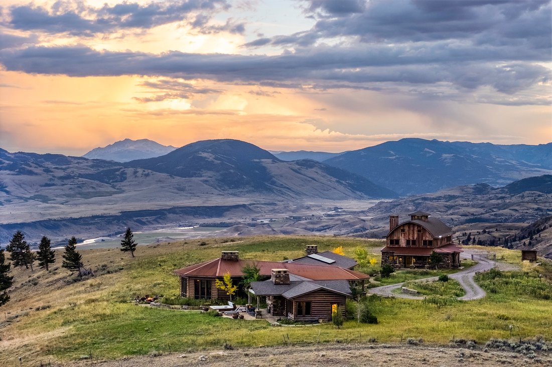 House in Livingston, Montana, United States 2 - 16120271
