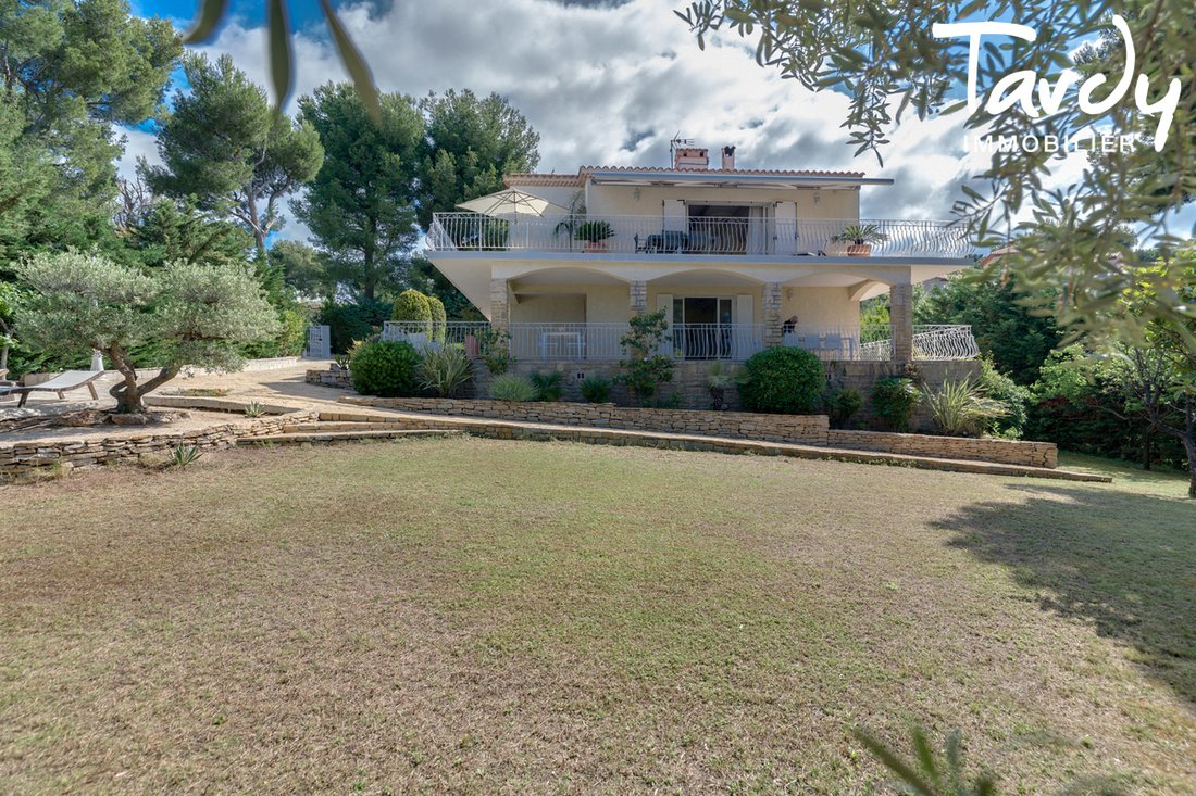 Villa in Saint-Cyr-sur-Mer, Provence-Alpes-Côte d'Azur, France 2 - 16291914
