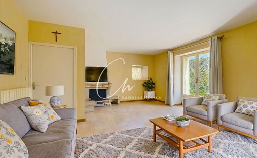 Villa in Châteaurenard, Provence-Alpes-Côte d'Azur, France 1