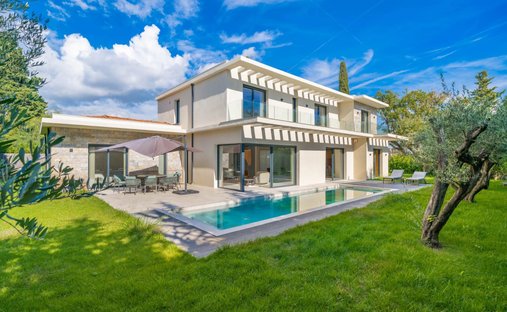 Villa in Mougins, Provence-Alpes-Côte d'Azur, France 1