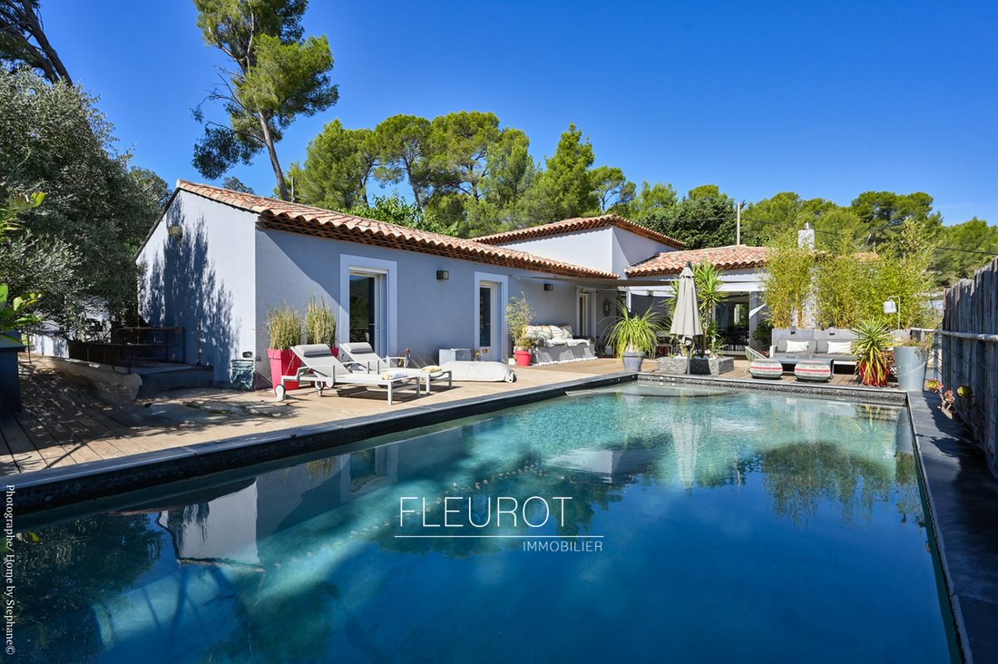 House in Ceyreste, Provence-Alpes-Côte d'Azur, France 1 - 16289629