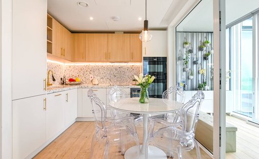 Apartment in St Pancras, Camden, England 1