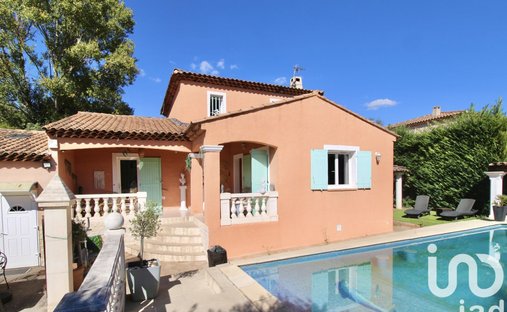 House in Châteauneuf-le-Rouge, Provence-Alpes-Côte d'Azur, France 1