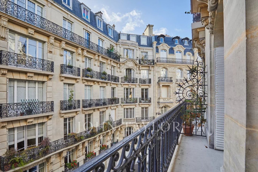 Apartment in Chaillot, Paris 16e Arrondissement, Paris 2 - 14752771