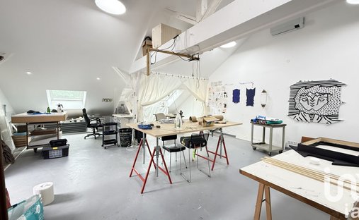 Castle for Sale in Bourges, Centre-Val de Loire, France