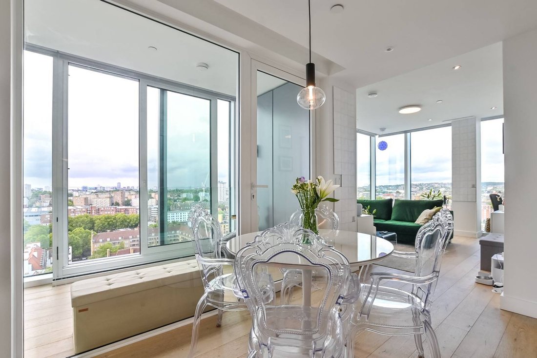 Apartment in St Pancras, Camden, England 5 - 16289662