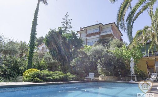 Villa à Vallirana, Catalogne, Espagne 1