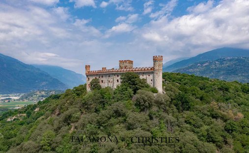 Stunning Restored Castle For Sale Piedmont, Close To Turin
