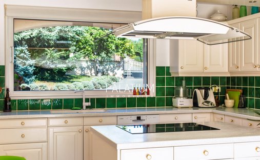 Castle for Sale in Sisteron, Provence-Alpes-Côte d'Azur, France