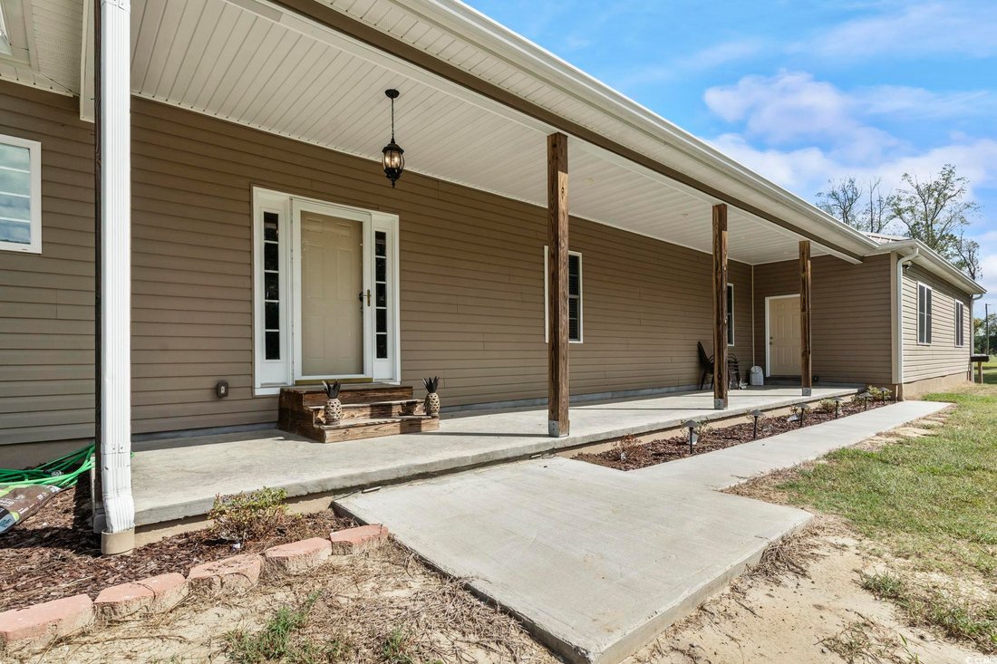 House in Loris, South Carolina, United States 2 - 16290366