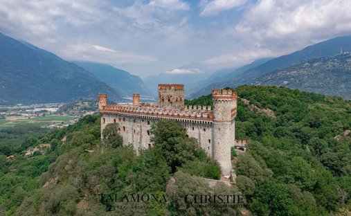 Stunning Restored Castle For Sale Piedmont, Close To Turin