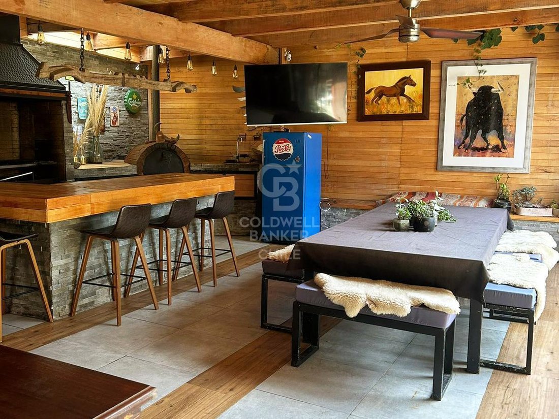 House in Lo Barnechea, Santiago Metropolitan Region, Chile 1 - 16295671