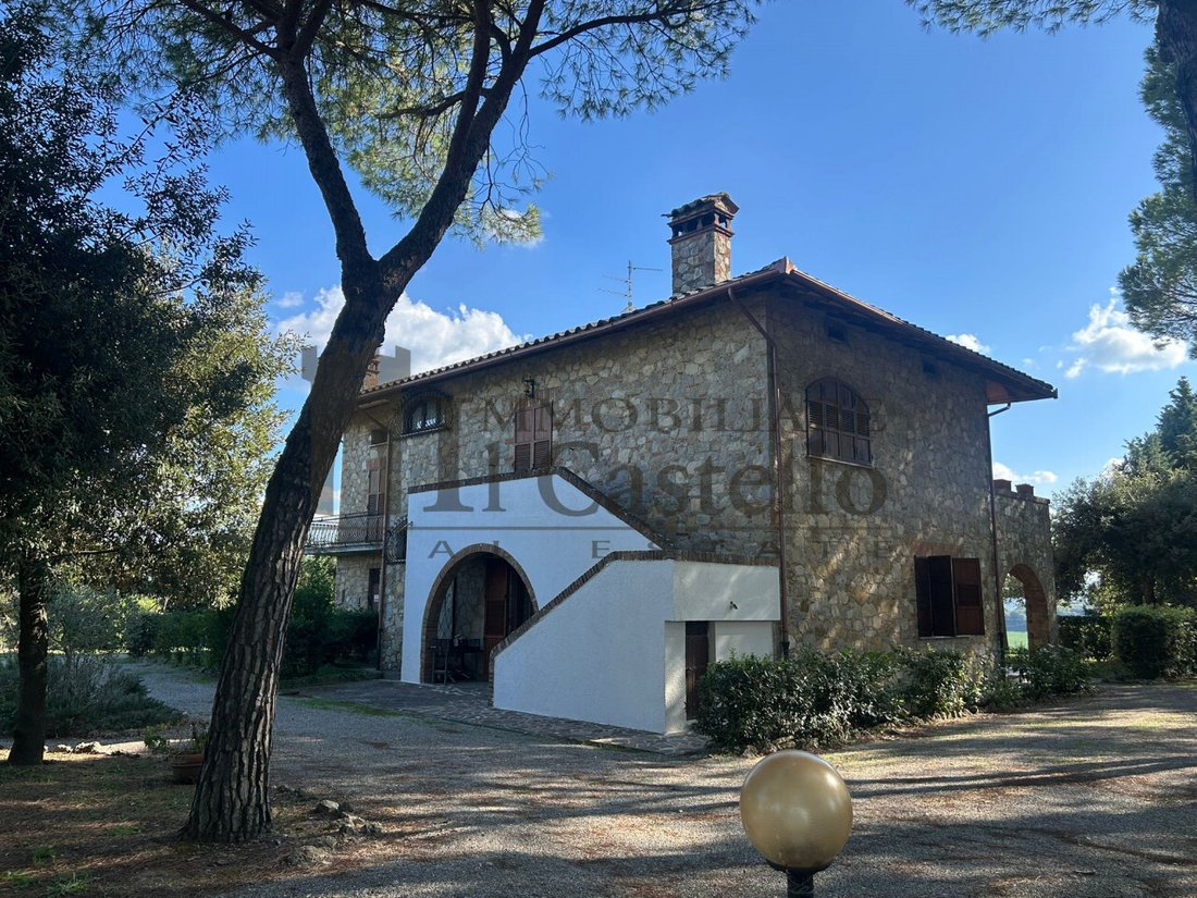 Villa in Castiglione del Lago, Umbria, Italy 2 - 16293041