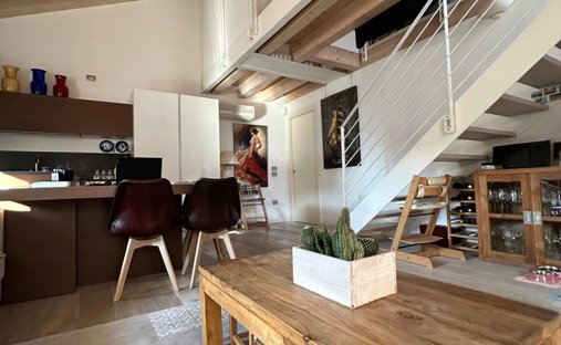 Penthouse in Montebelluna, Veneto, Italy 1