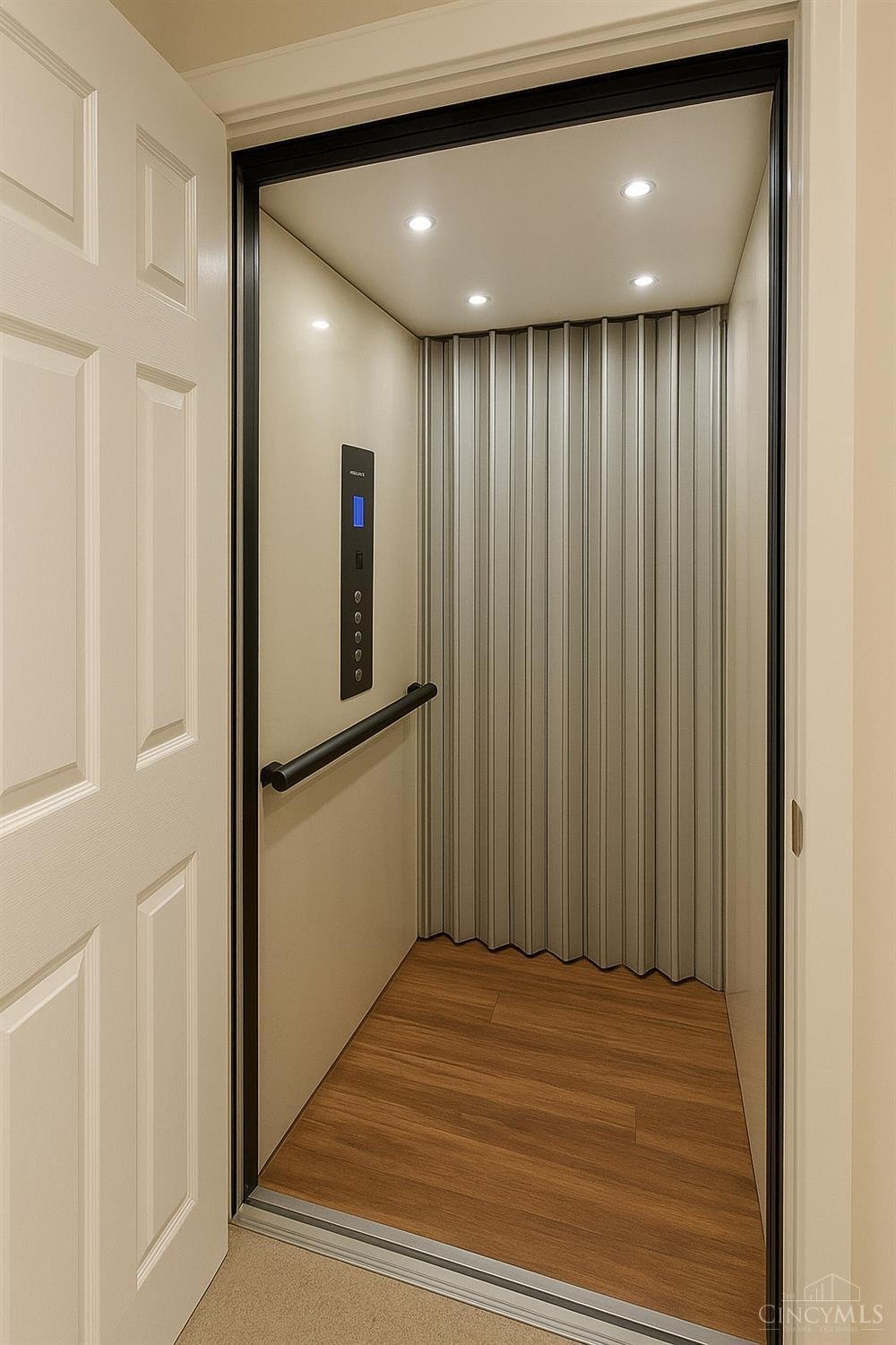 House in Cincinnati, Ohio, United States 5 - 16289327