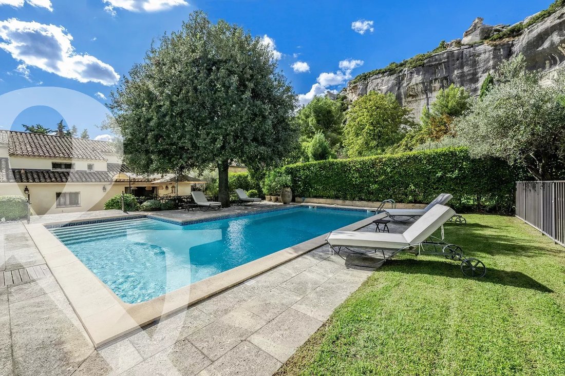 House in Les Baux-de-Provence, Provence-Alpes-Côte d'Azur, France 4 - 16289923
