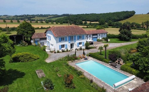 Château Vic Fezensac 503.14 Sqm 9 Rooms