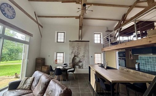 Château Vic Fezensac 503.14 Sqm 9 Rooms