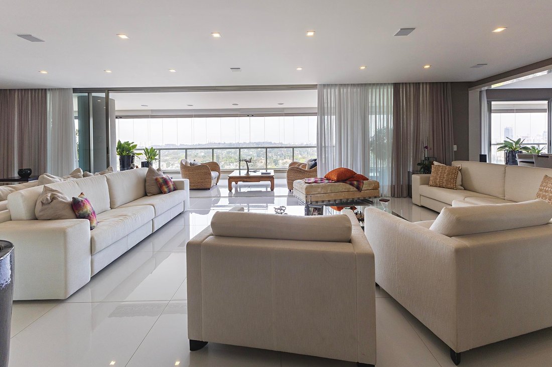 Apartment in São Paulo, State of São Paulo, Brazil 2 - 16293486