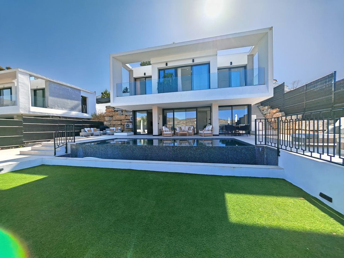 Villa in Estepona, Andalusia, Spain 1 - 16291742