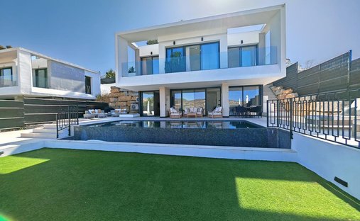 Villa a Estepona, Andalusia, Spagna 1