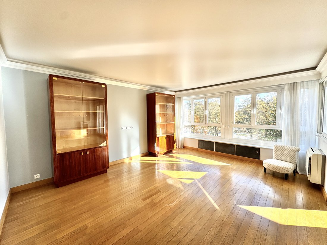 Apartment in Saint-Mande, Ile-de-France, France 2 - 15959756