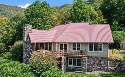 House in Bakersville, North Carolina, United States 1