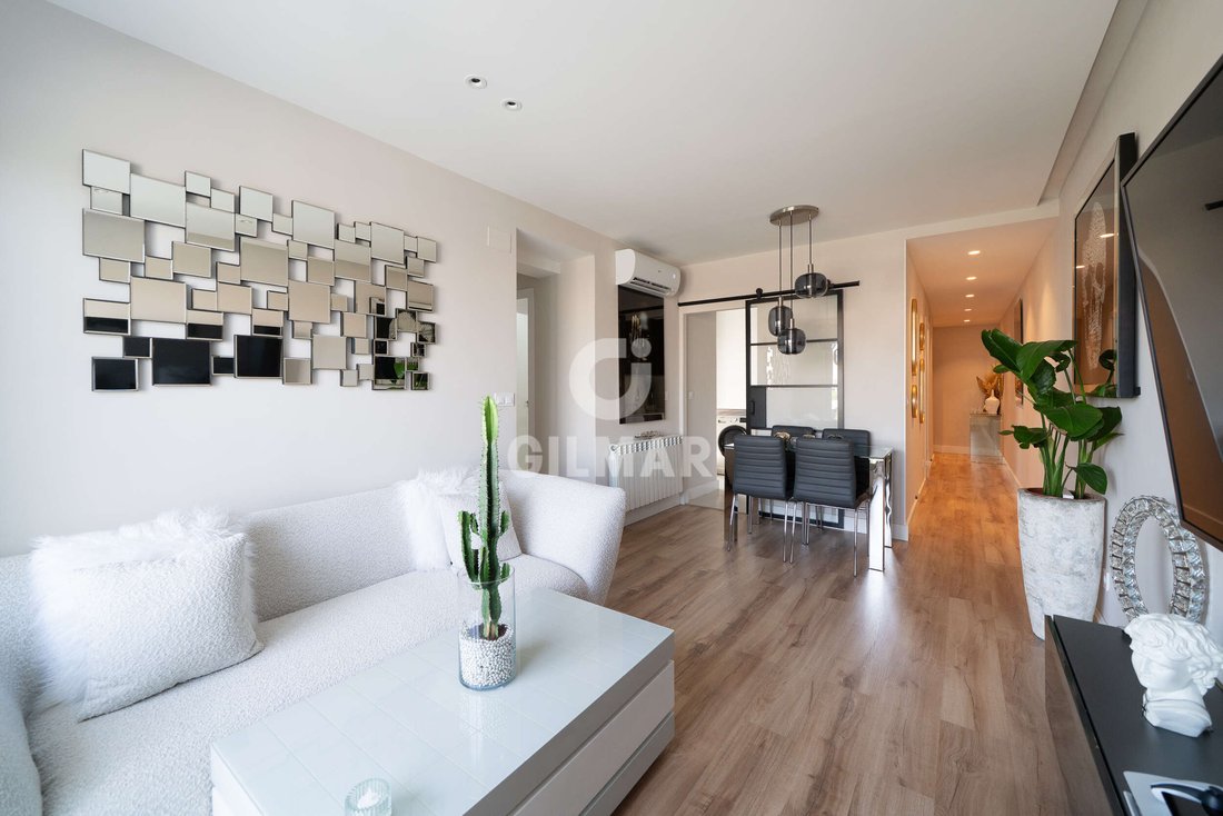 Madrid Penthouse In Ciudad Lineal, Madrid, Spain For Sale (16289488)