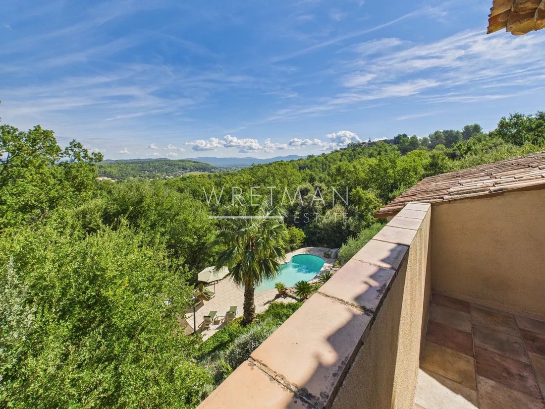 Villa in Le Cannet-des-Maures, Provence-Alpes-Côte d'Azur, France 3 - 16292317
