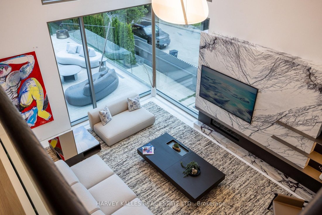 House in Toronto, Ontario, Canada 3 - 16294257