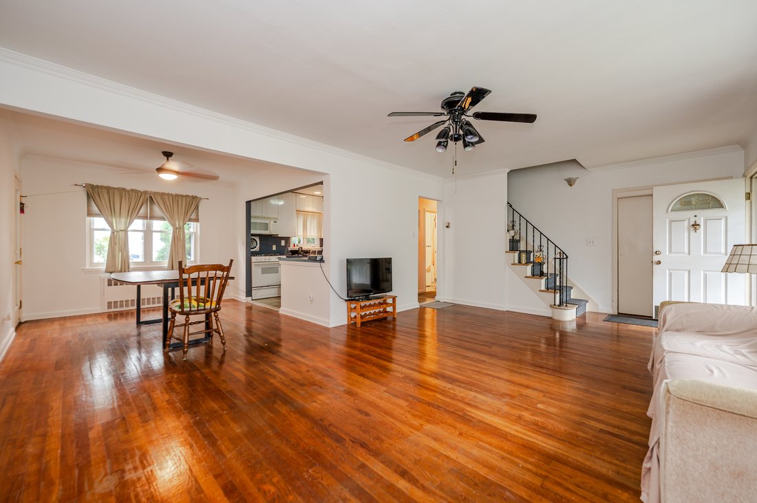 House in Malverne, New York, United States 4 - 16289603