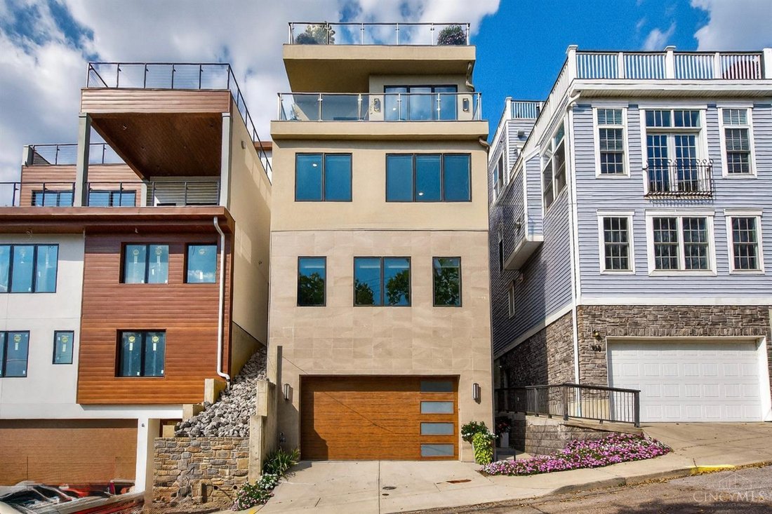 House in Cincinnati, Ohio, United States 1 - 16289327
